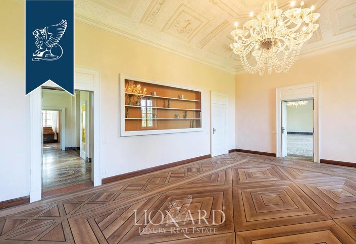 Image No.49-6 Bed Villa for sale