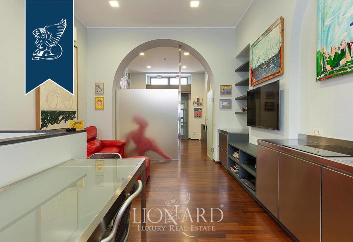 Image No.12-4 Bed Flat for sale