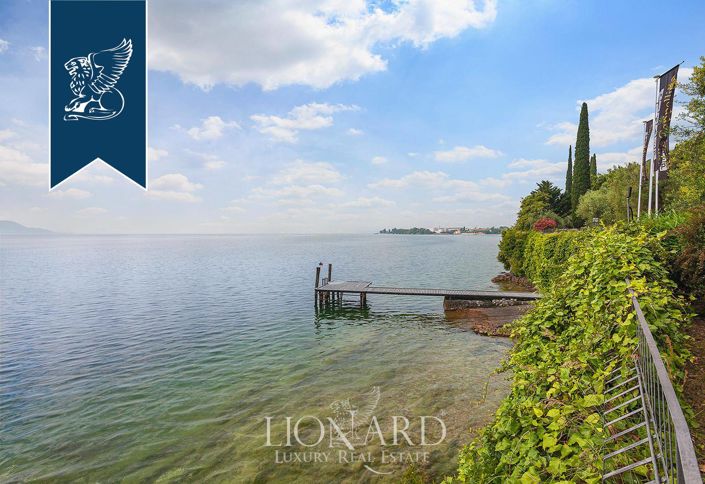 Image No.23-17 Bed Villa for sale