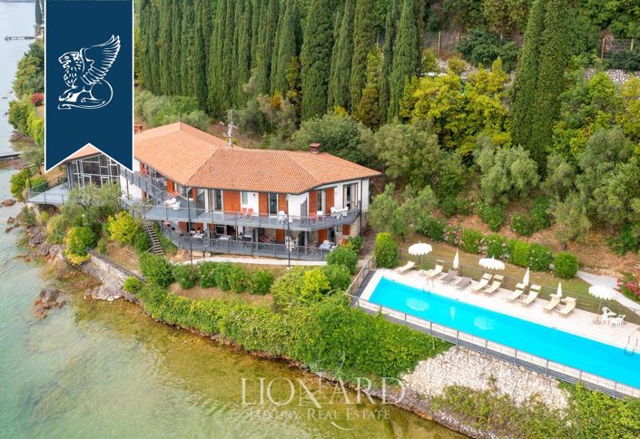 Image No.4-17 Bed Villa for sale