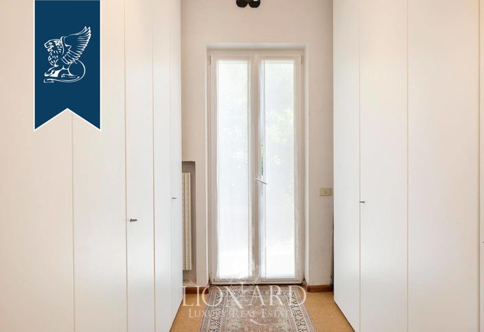 Image No.44-4 Bed Villa for sale