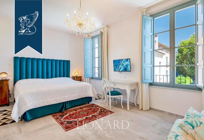 Image No.14-17 Bed Villa for sale