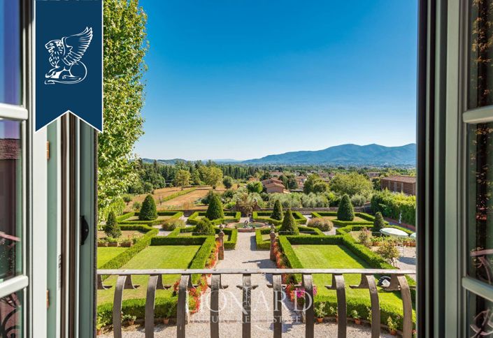 Image No.23-17 Bed Villa for sale