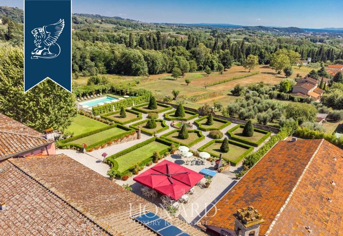 Image No.4-17 Bed Villa for sale