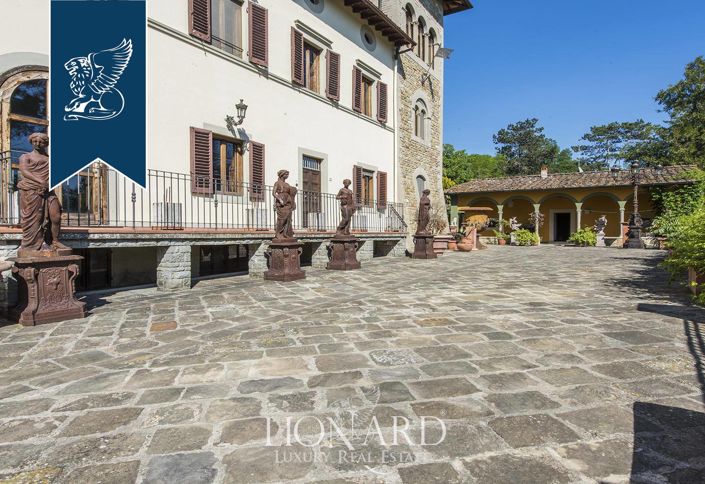 Image No.4-2 Bed Villa for sale