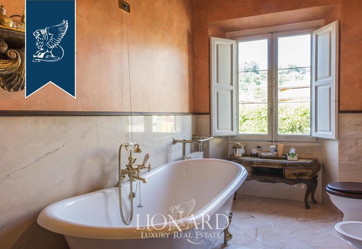 Image No.40-2 Bed Villa for sale