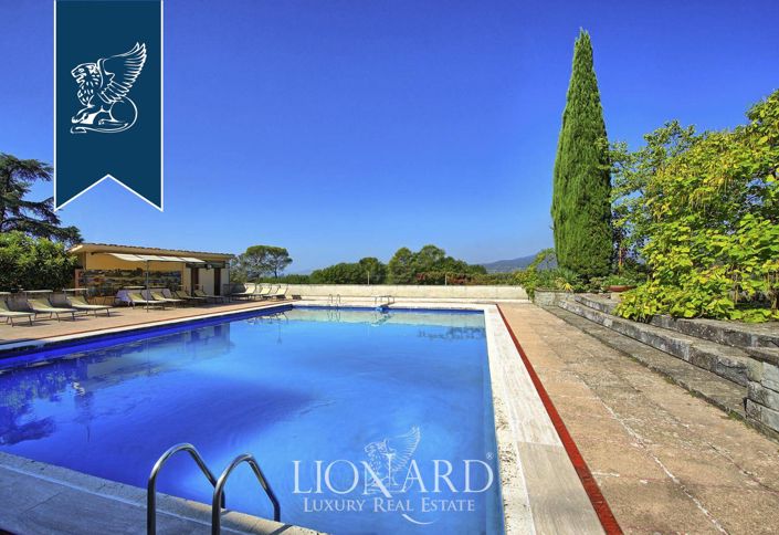 Image No.16-8 Bed Villa for sale