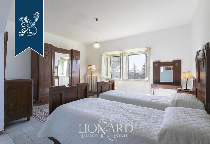 Image No.56-8 Bed Villa for sale