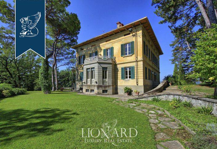 Image No.8-8 Bed Villa for sale