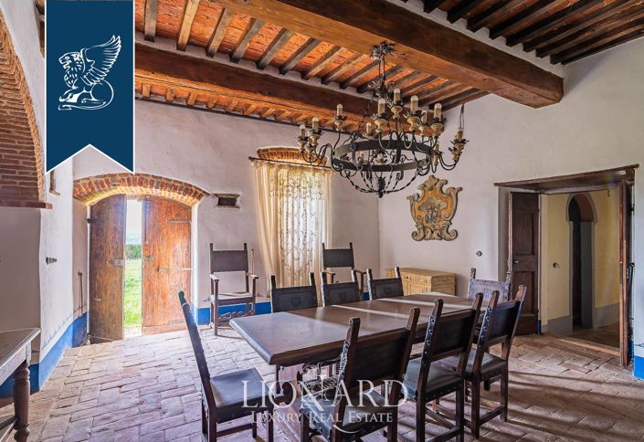 Image No.32-29 Bed Property for sale