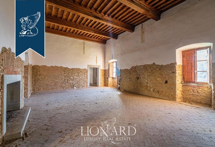 Image No.37-29 Bed Property for sale