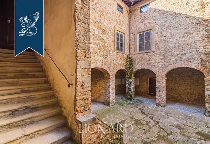 Image No.38-29 Bed Property for sale