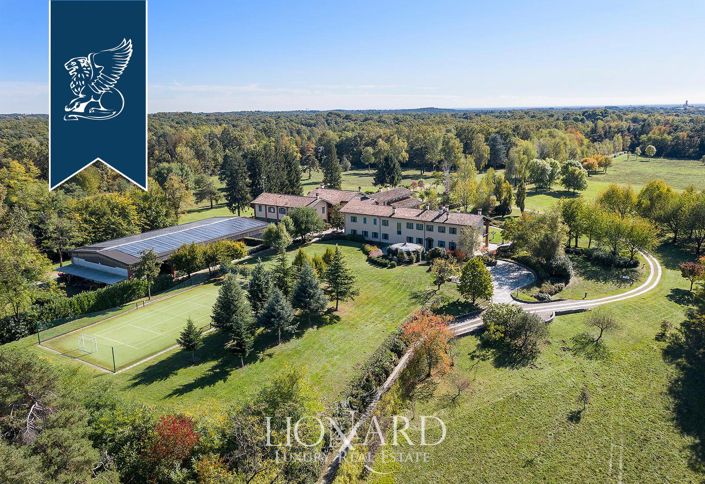 Image No.19-8 Bed Villa for sale