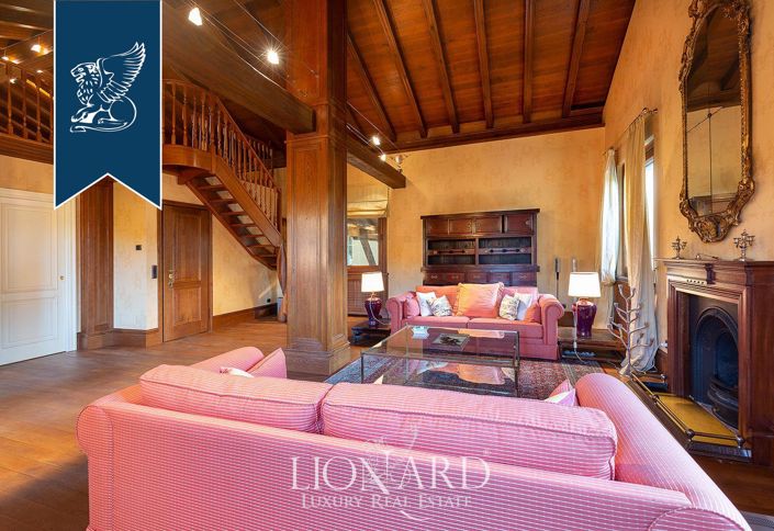 Image No.51-8 Bed Villa for sale