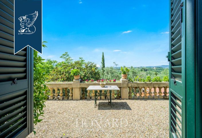 Image No.12-7 Bed Villa for sale