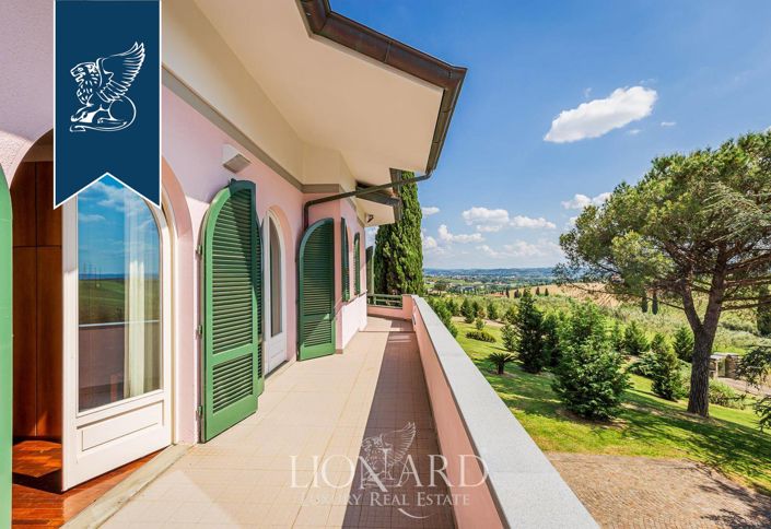 Image No.6-4 Bed Villa for sale