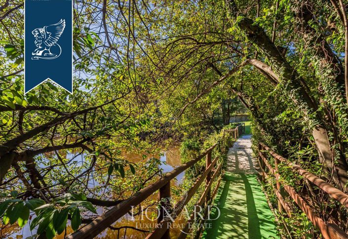 Image No.25-Commercial for sale