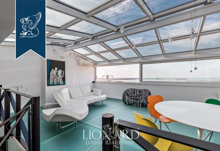 Image No.19-4 Bed Apartment for sale