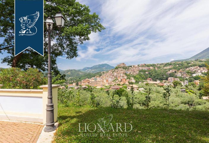 Image No.36-6 Bed Villa for sale