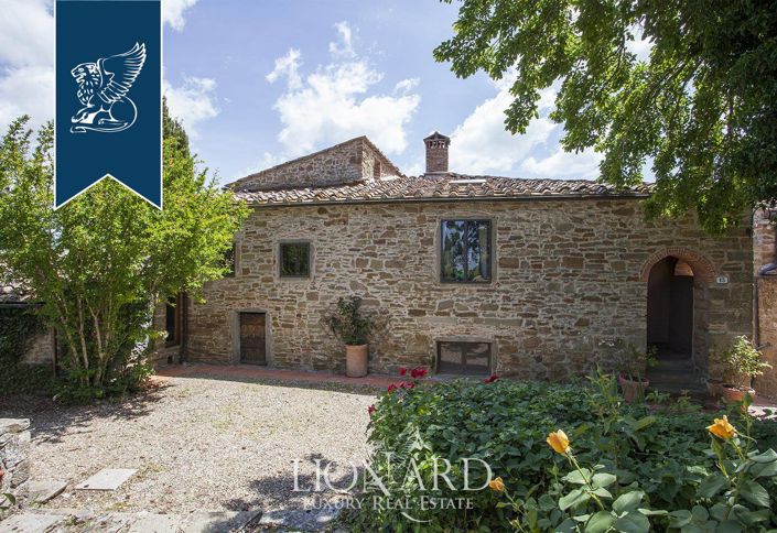 Image No.13-7 Bed Country House for sale