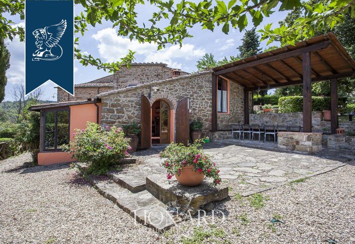 Image No.18-7 Bed Country House for sale