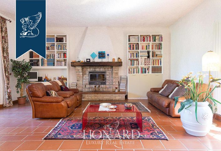 Image No.14-4 Bed Villa for sale