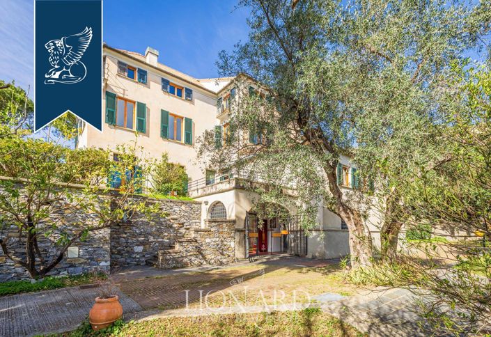 Image No.11-7 Bed Villa for sale