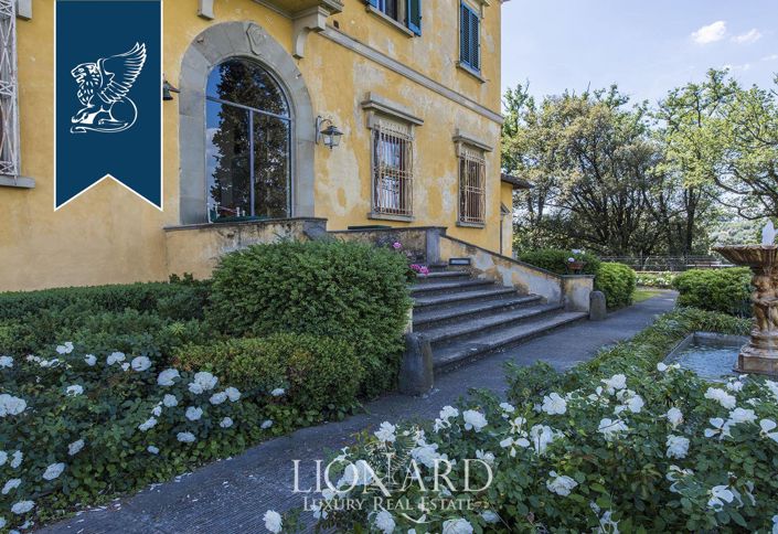 Image No.11-8 Bed Villa for sale