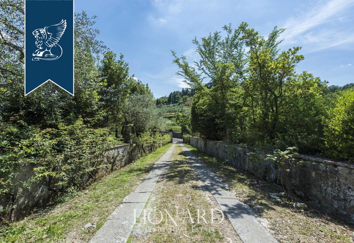 Image No.25-8 Bed Villa for sale