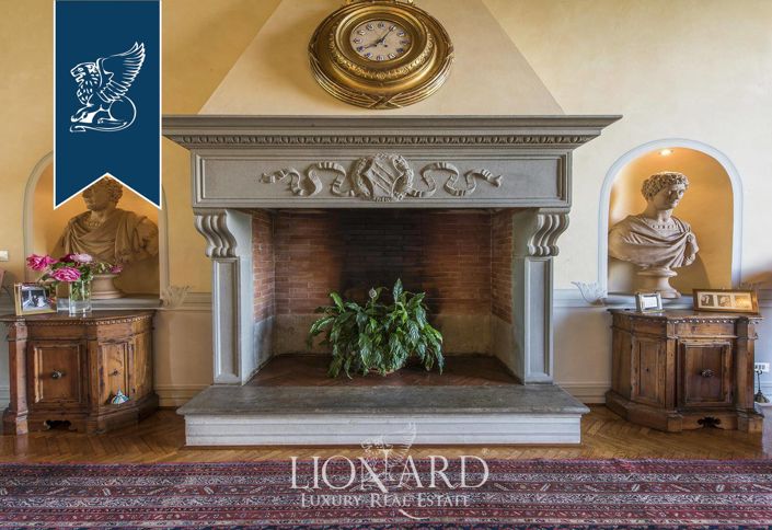 Image No.31-8 Bed Villa for sale