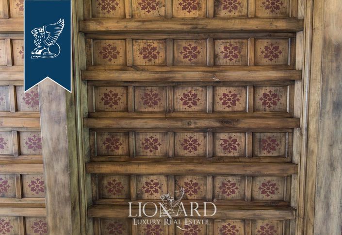 Image No.50-8 Bed Villa for sale