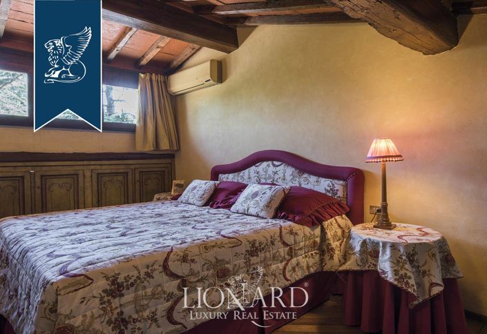 Image No.55-8 Bed Villa for sale