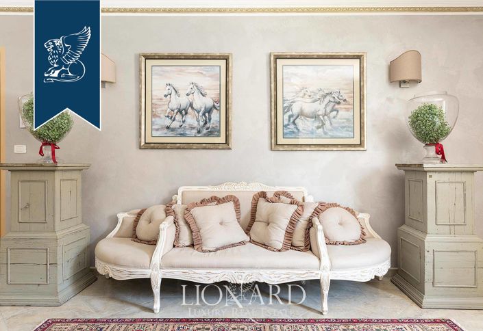 Image No.51-24 Bed Hotel for sale