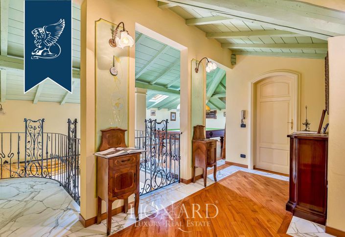 Image No.11-4 Bed Villa for sale