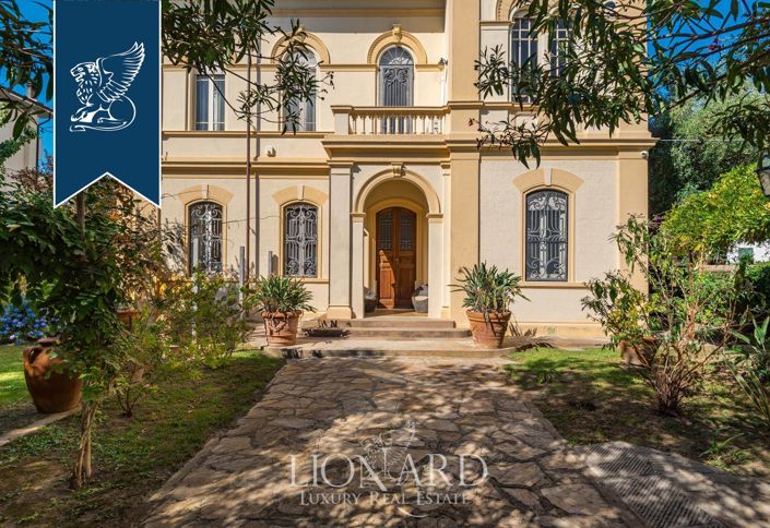 Image No.9-4 Bed Villa for sale