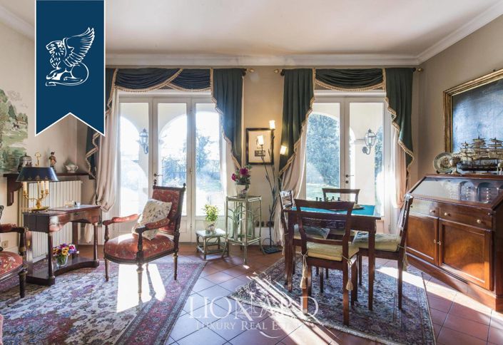 Image No.21-5 Bed Villa for sale