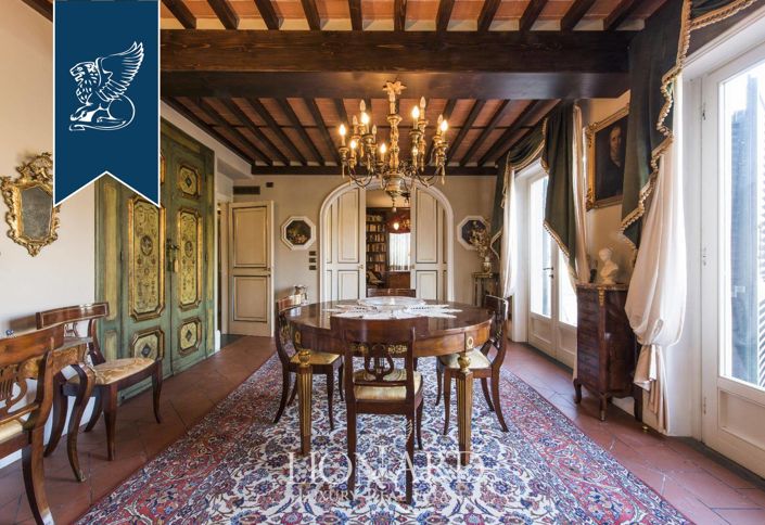 Image No.26-5 Bed Villa for sale