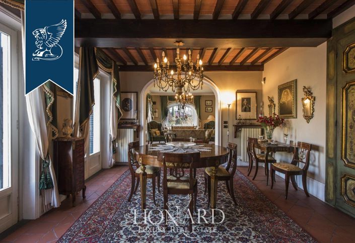 Image No.32-5 Bed Villa for sale