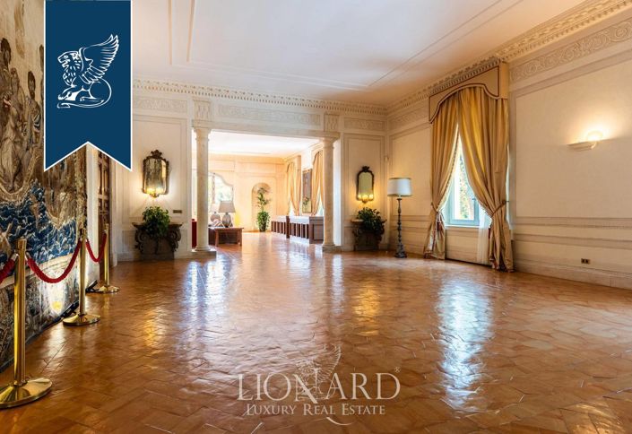 Image No.13-21 Bed Villa for sale