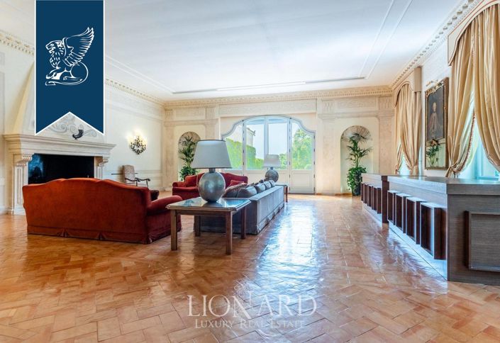 Image No.16-21 Bed Villa for sale