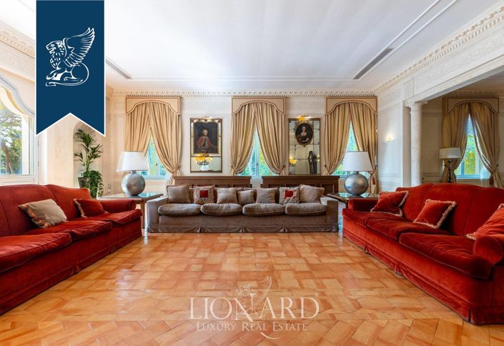 Image No.20-21 Bed Villa for sale