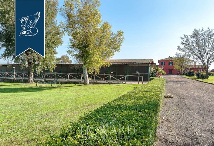 Image No.24-8 Bed Farmhouse for sale