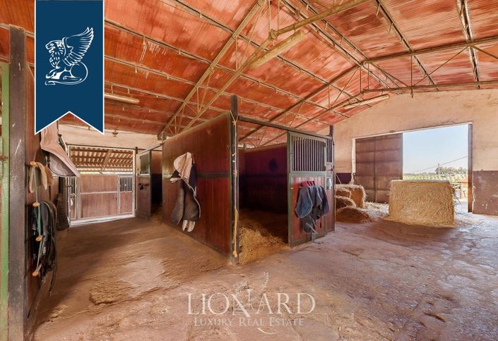 Image No.30-8 Bed Farmhouse for sale