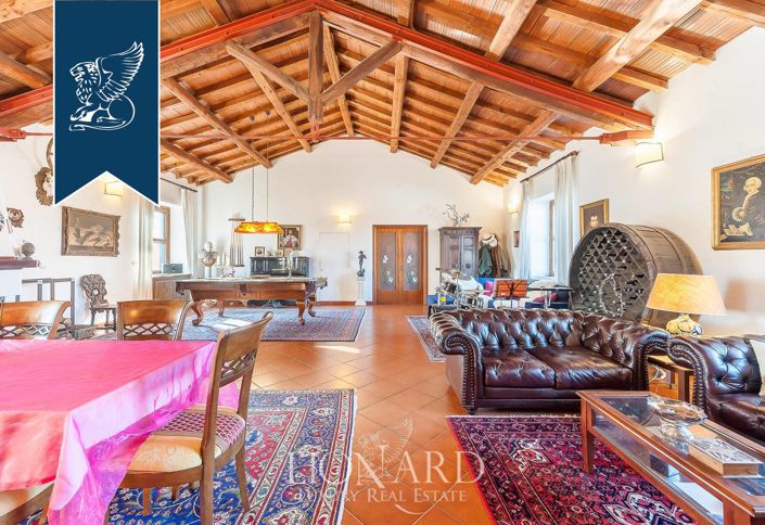 Image No.38-8 Bed Farmhouse for sale