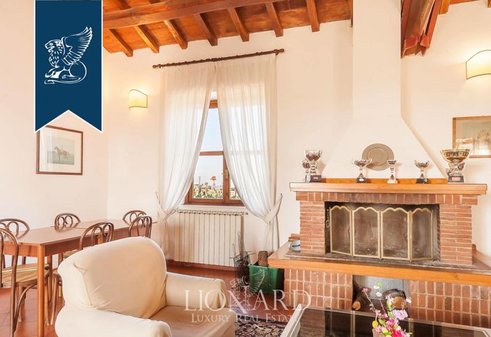 Image No.43-8 Bed Farmhouse for sale