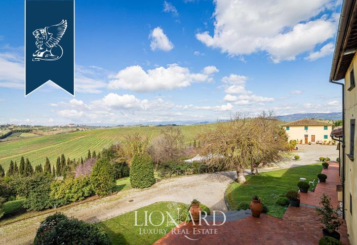 Image No.15-12 Bed Villa for sale