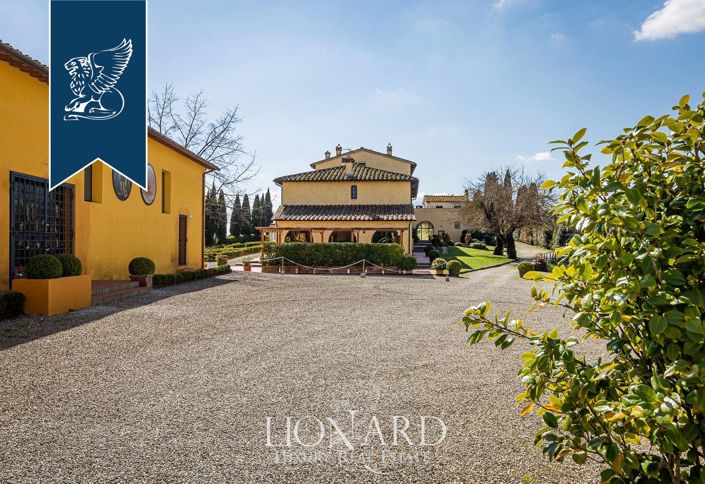 Image No.19-12 Bed Villa for sale