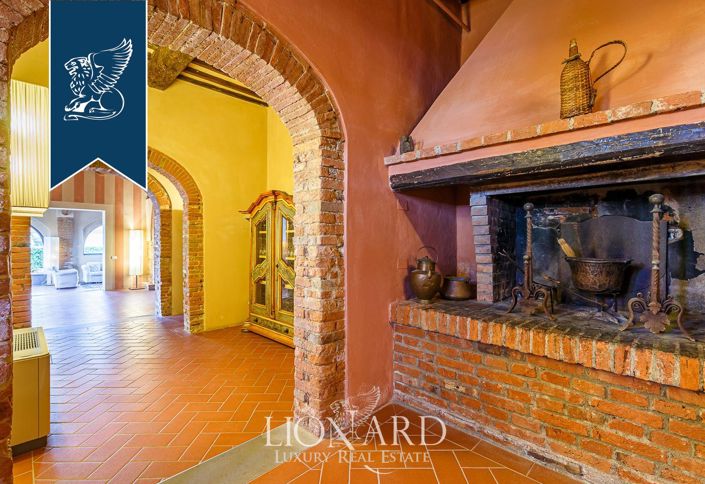 Image No.27-12 Bed Villa for sale