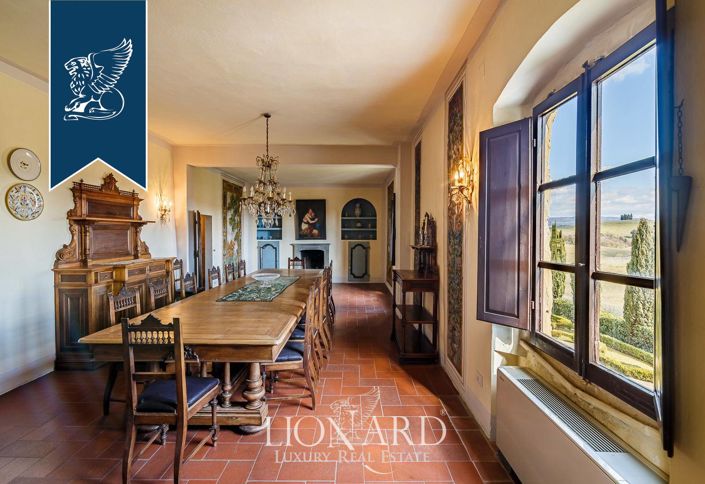 Image No.30-12 Bed Villa for sale