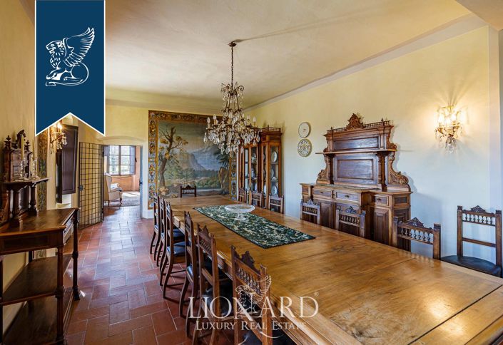 Image No.33-12 Bed Villa for sale